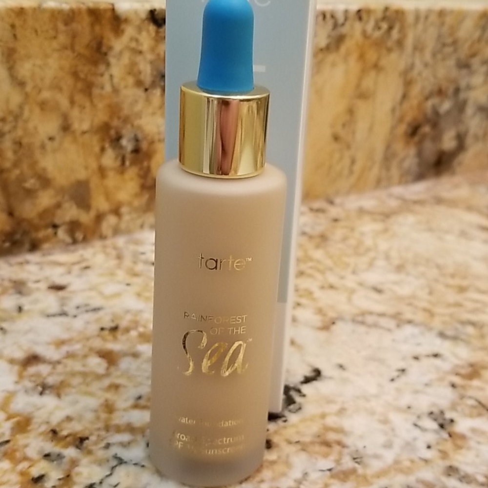 SOLD-Tarte Sea Water Foundation, light sand, NWT - Picture 1 of 6